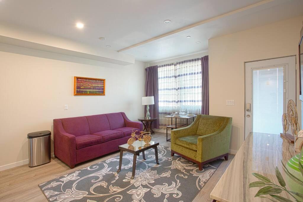 1-Bedroom With Cali King Size Bed In San Diego Exterior photo
